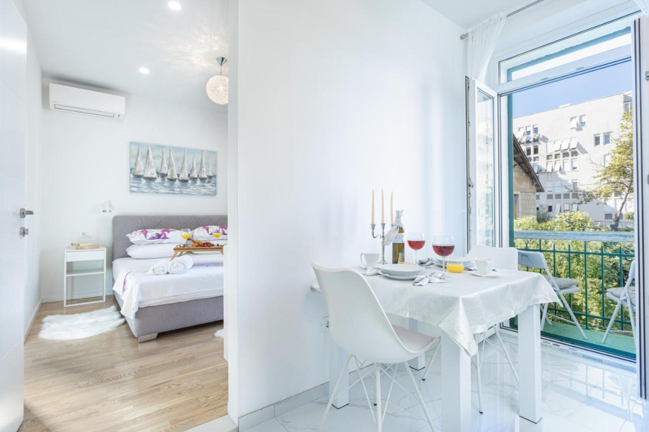 Star Music Apartment สปลิท ภายนอก รูปภาพ