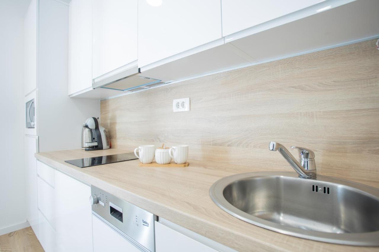 Star Music Apartment สปลิท ภายนอก รูปภาพ
